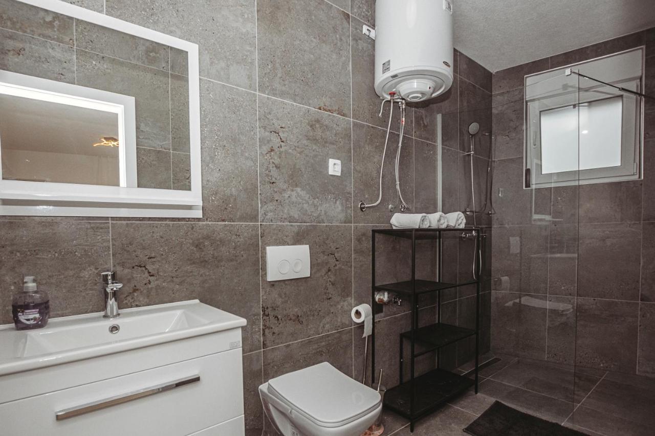 Apartman Browny 扎达尔 外观 照片